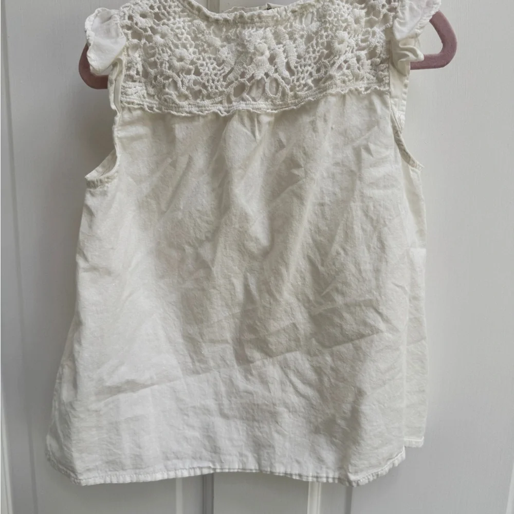 NWOT H&M 3-4Y 3T Girls Cream Lace Short Flutter Sleeve Button Down Blouse